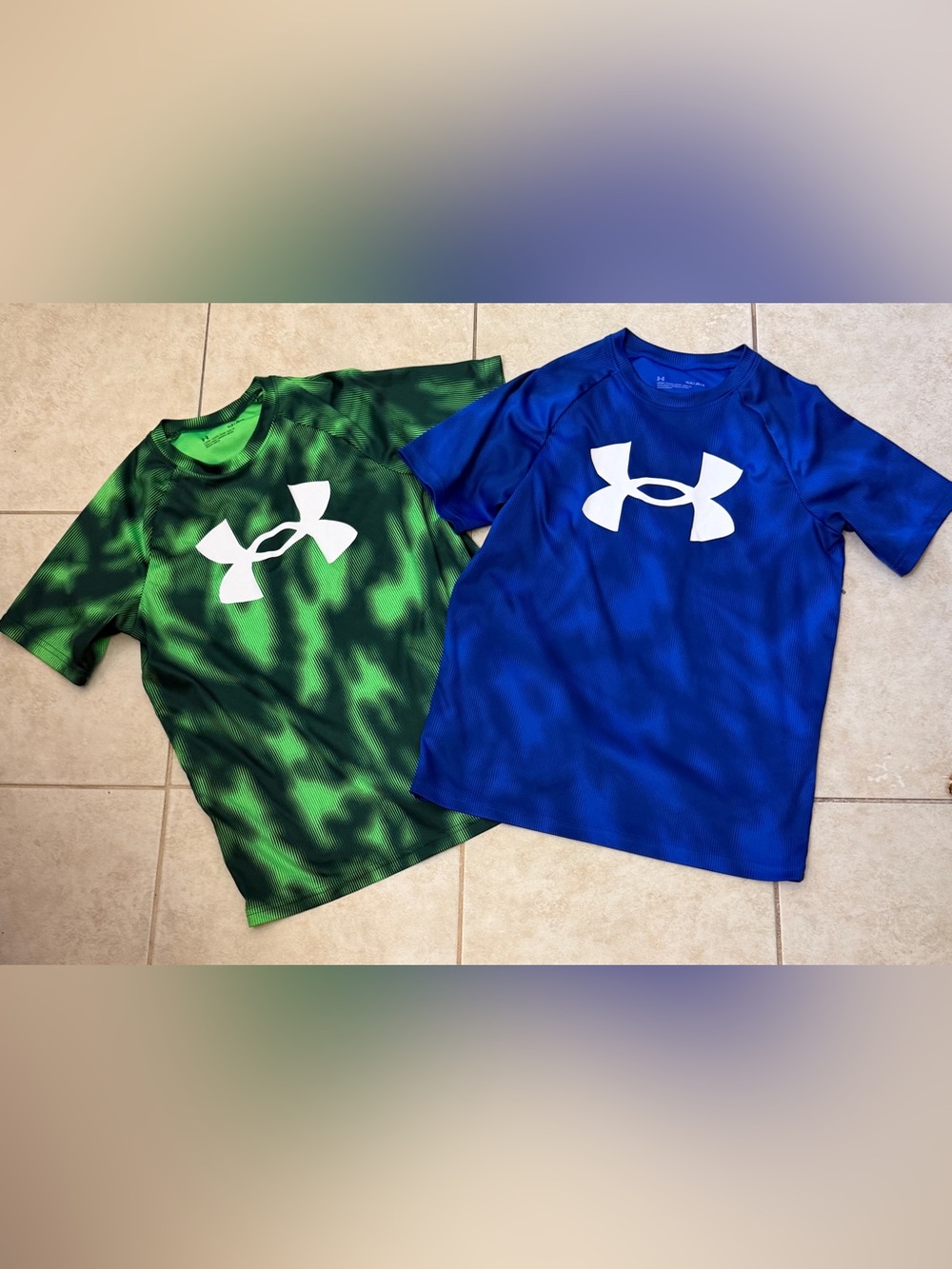 Under Armour Loose Shirts